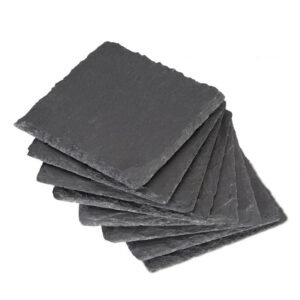 Une vue d'un lot ed dessous de verre en ardoise sans motif